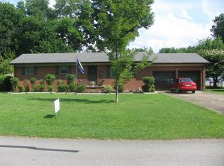 3716 Seeber Dr, Knoxville, TN 37918