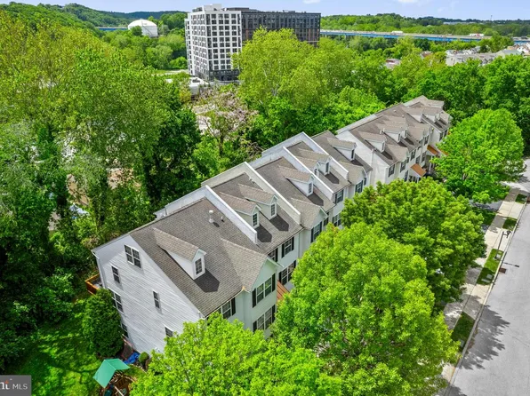 303 W 1st Ave, Conshohocken, PA 19428