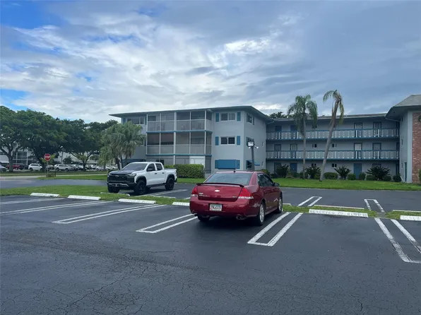 981 Hillcrest Court #212, Hollywood, FL 33021