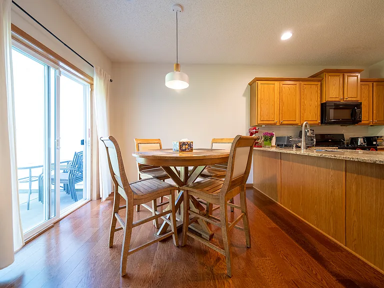 15314 Maryland Ave — Photo 7