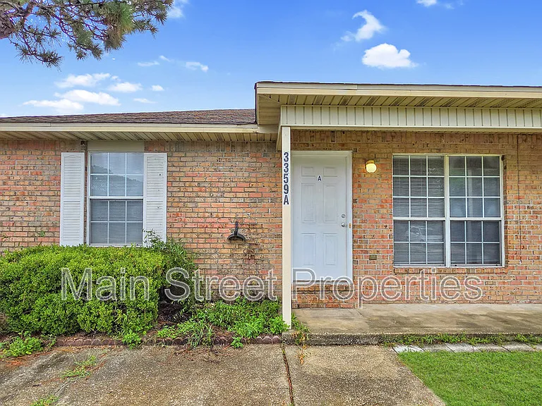 3359 Greenbriar Cir #A — Photo 2