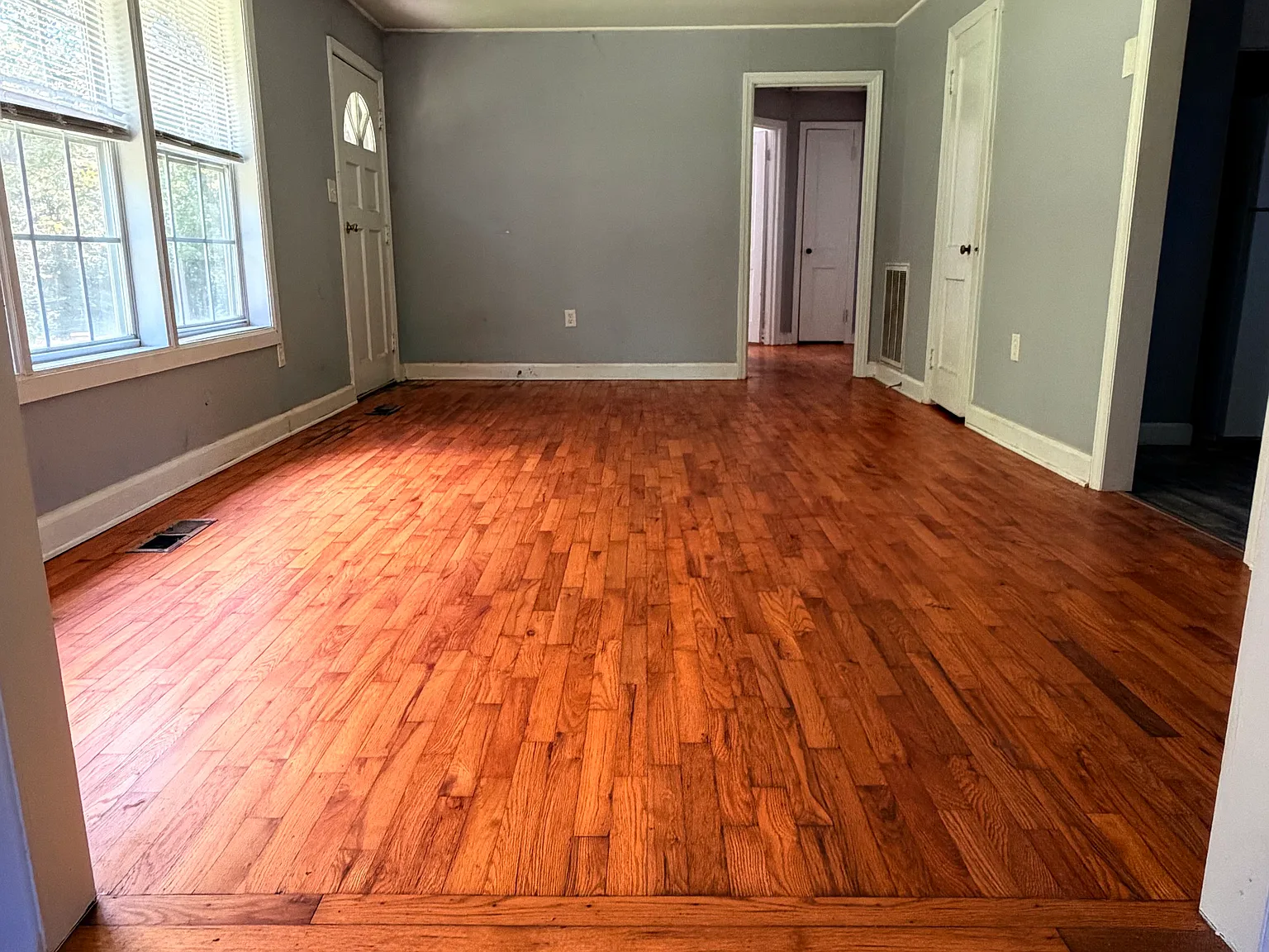 3 bed, 1350 sqft, $1,650 — Photo 3