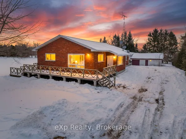 221 Queen St, Chatham Kent, ON N0P 1T0