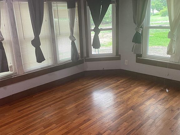 5th image of 200 Bauder St