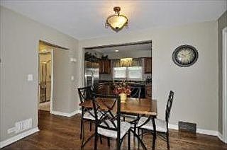 4th image of 1111 N Drury Ln