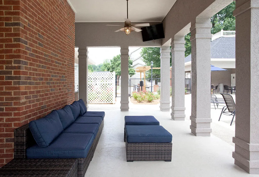 1287 Shoals Apartments — Photo 4