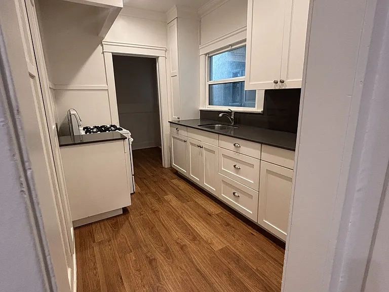 220 Quincy Ave #A — Photo 1