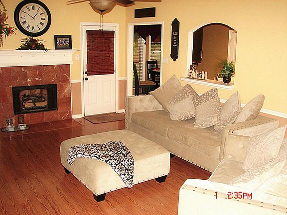 5th image of 4403 Village Heights Ct