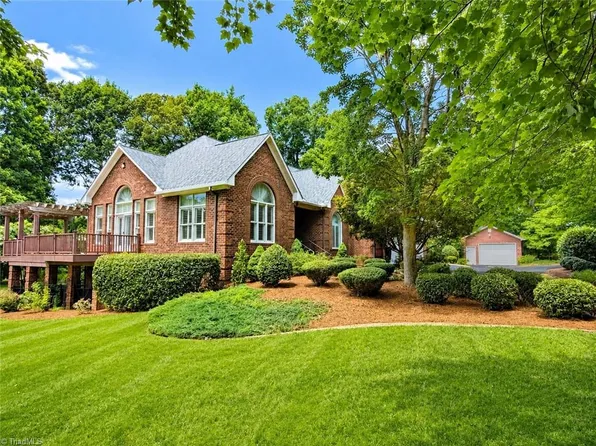 527 Nassau Trl, Asheboro, NC 27205