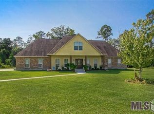29880 Marsh Dr, Livingston, LA 70754