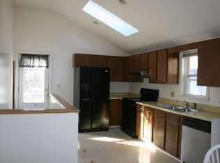 45 Beth Ln, Hyannis, MA 02601