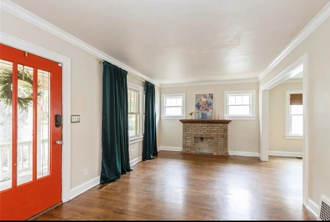 3 bed, 1539 sqft, $2,400 — Photo 3