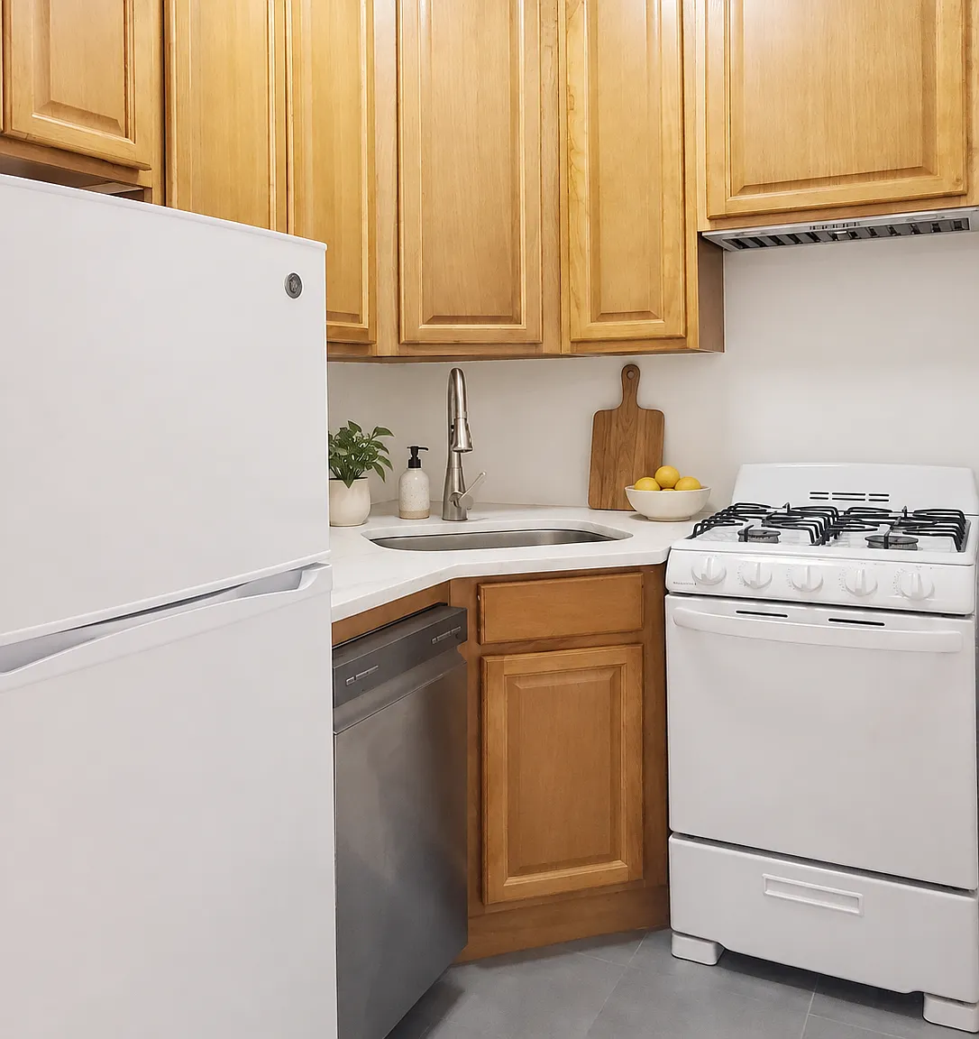 306 West 51st Street — Photo 4