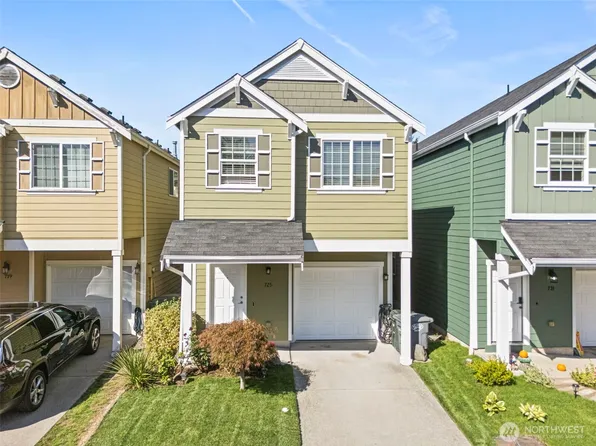 725 114th Street Ct E, Tacoma, WA 98445