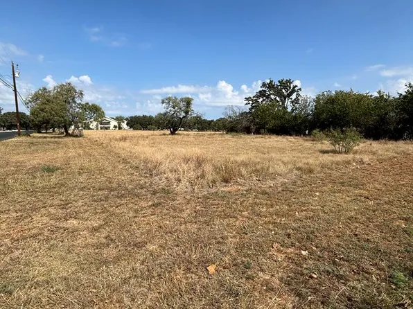 116 Cristol Dr, Fredericksburg, TX 78624