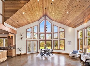 9436 Delta Line Rd, Blaine, WA 98230