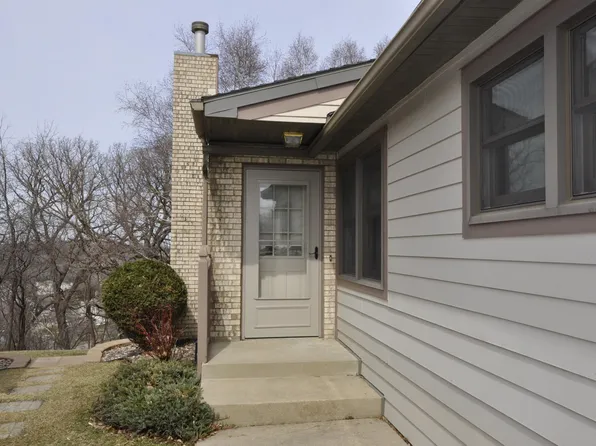 64 Conner Cir SW, Rochester, MN 55902