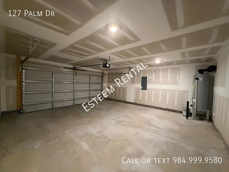 127 Palm Dr — Photo 28