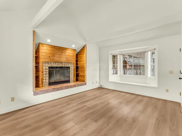 706 Crocker Ave — Photo 6