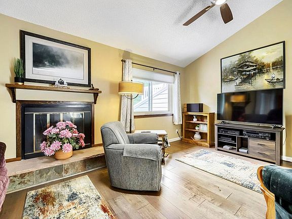 4th image of 2961 Eagle Way