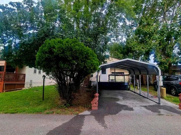 BLOCK-47 Beehive Ave Lot 17, Falling Waters, WV 25419