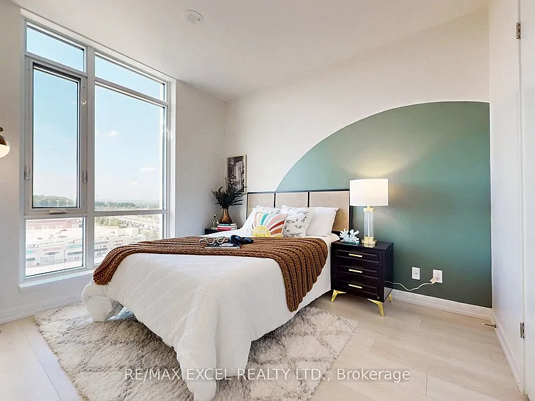 8 Beverley Glen Blvd #802 — Photo 17