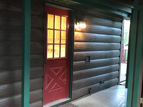 4th image of 1213 Eagle Dr