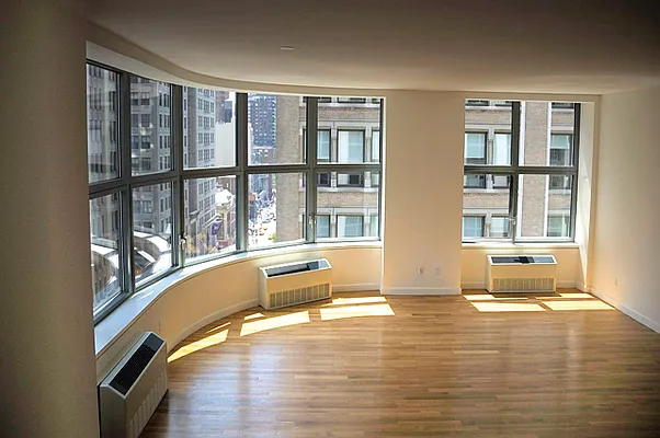 Rented by CORE | media 30