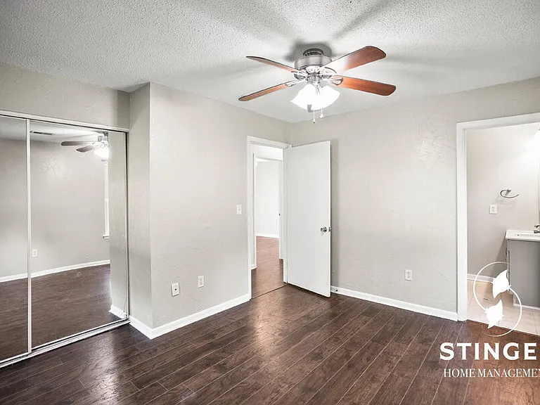 1713 Drayton Dr — Photo 13