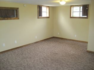 1000 Yuma St APT 2, Manhattan, KS 66502