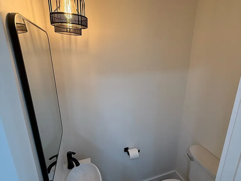 153 W Palmer St — Photo 9