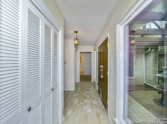 3rd image of 11807 Whisper Sloe St