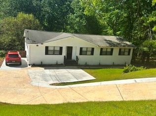 6630 Crystal Cove Trl, Gainesville, GA