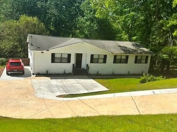 6630 Crystal Cove Trl, Gainesville, GA 30506