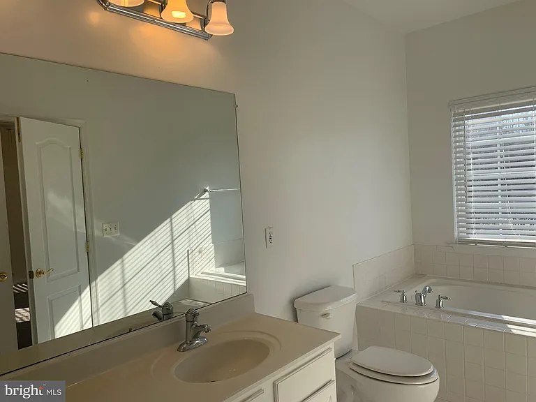 9793 Corbett Pl — Photo 16