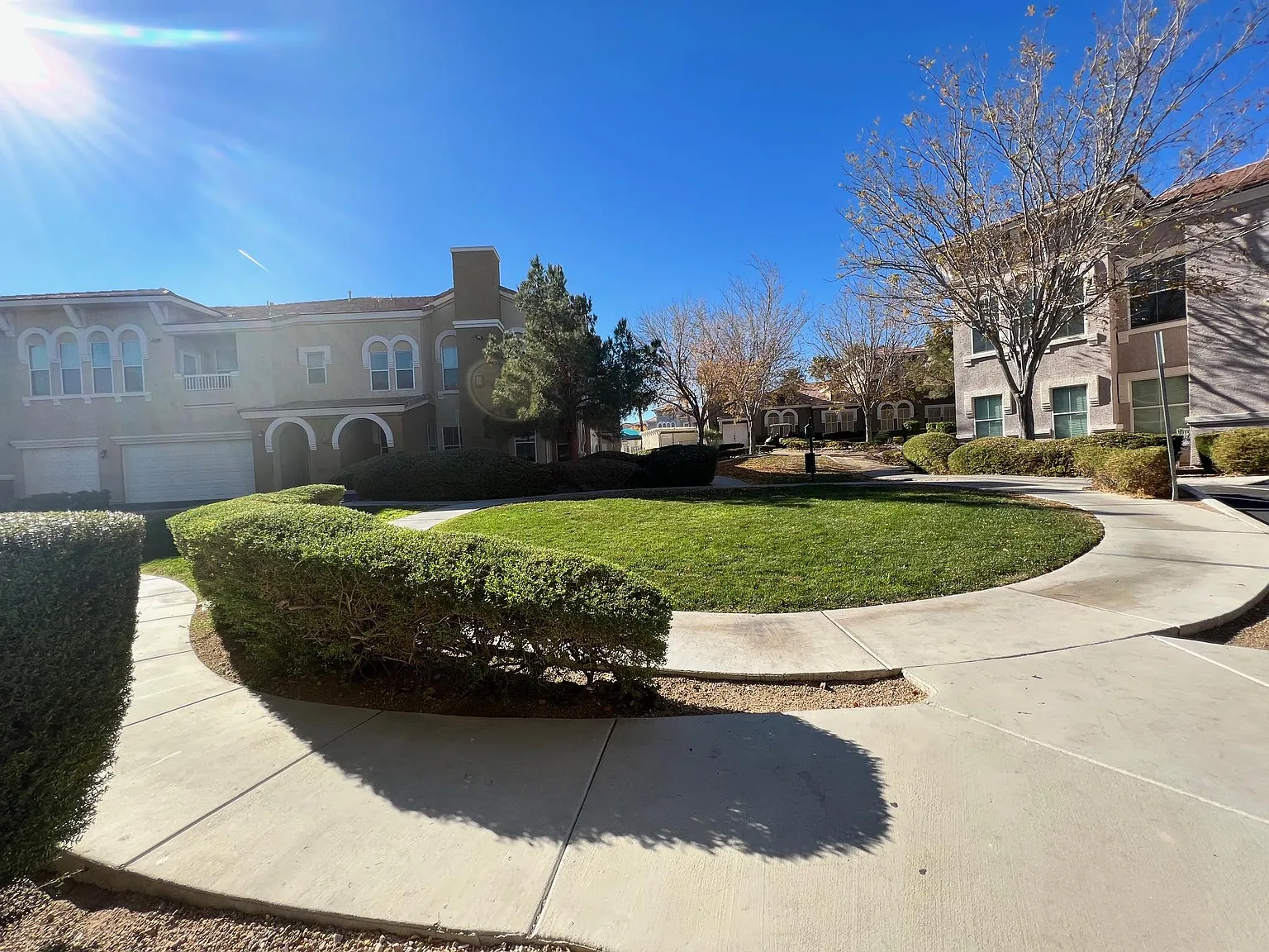 2 bed, 1078 sqft, $1,700 — Photo 1