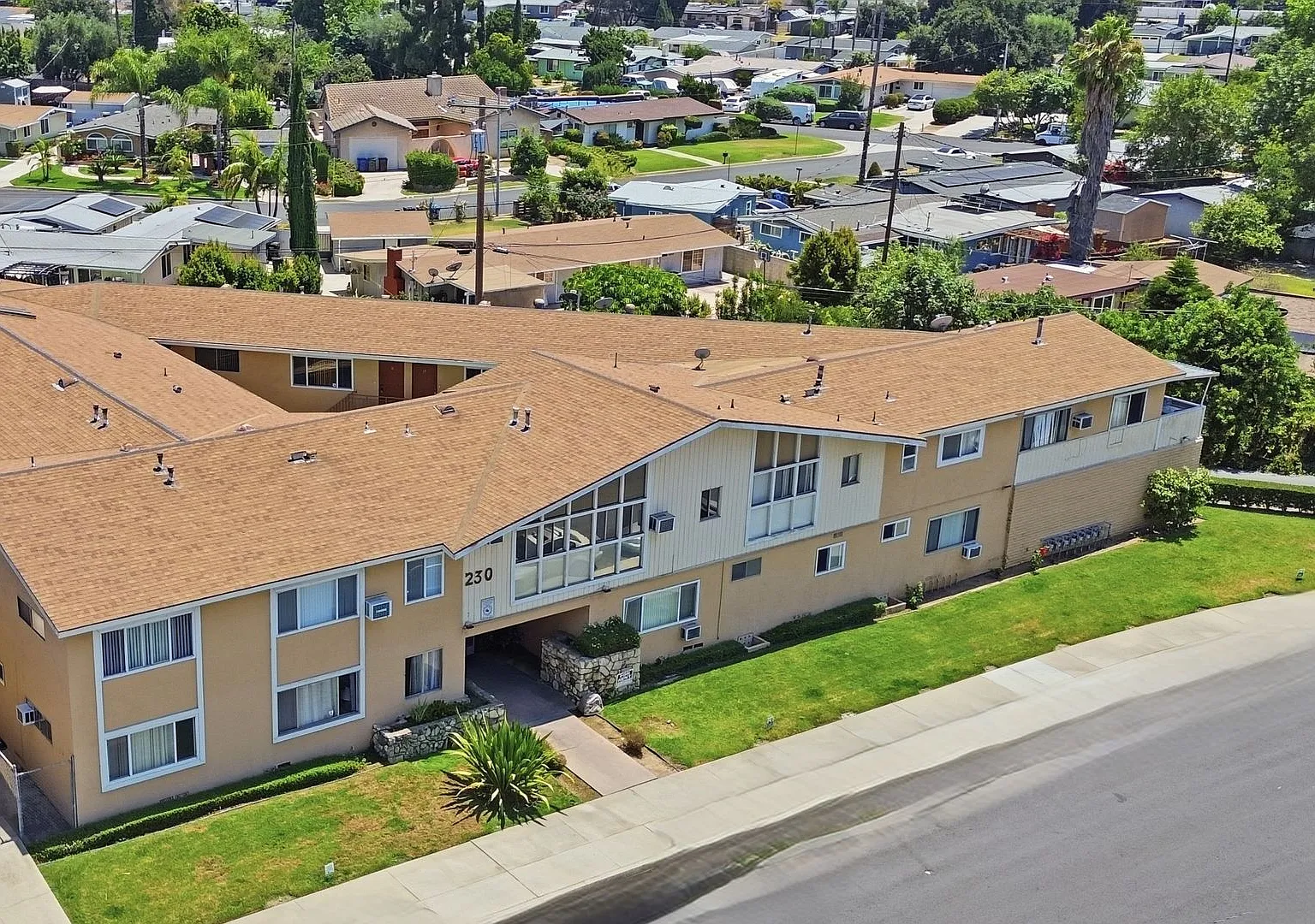 Charming 1-Bedroom Apartment Available at Bandy Apartments! — Photo 1
