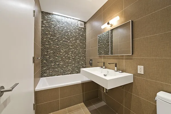 Rented by Nest Seekers International | media 29