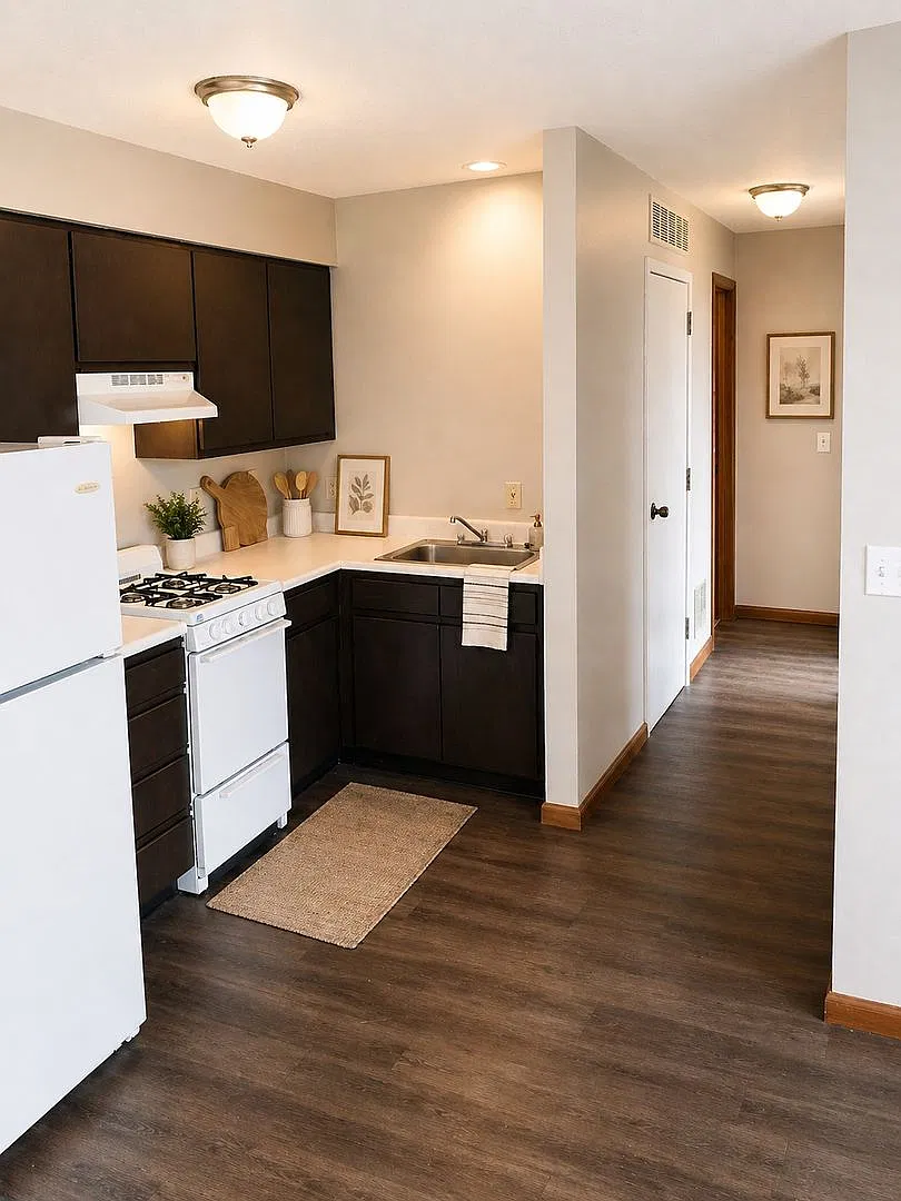 North Hills Apartments for rent * Pet Friendly * Central A/C * Spacious * Available Now — Photo 3