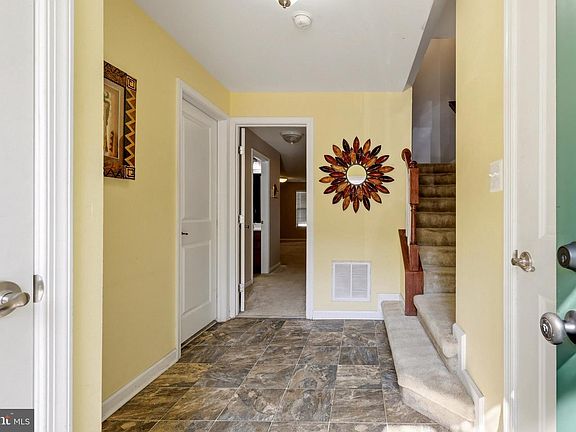 5th image of 205 Brenton Rd #29