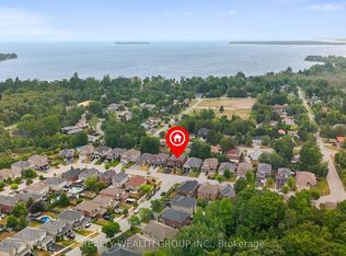 896 Booth Ave, Innisfil, ON L9S 0A6