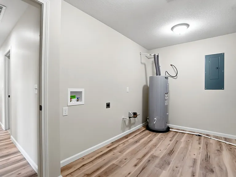 1626 Howell St #201 — Photo 28