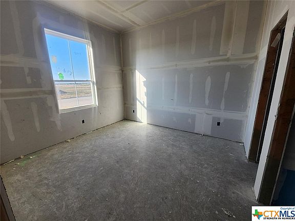 2nd image of 920 James Parker Cir