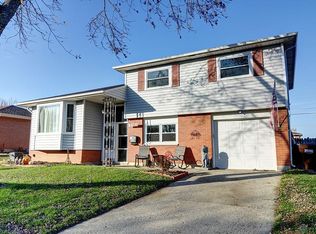 2381 Whitlock Pl, Dayton, OH 45420