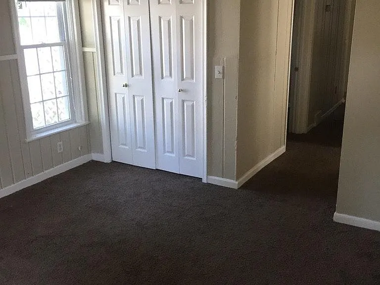 230 W Main St #1 — Photo 8