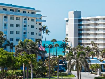 3410 Gulf Shore Blvd N APT 406, Naples, FL, 34103