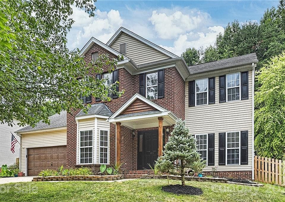 1st image of 133 Sandreed Dr
