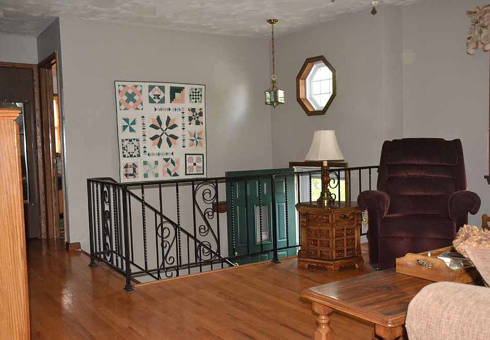 1st image of 151 Hutchinson Dr