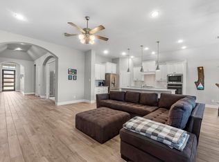 10135 Napier Dr, Iowa Colony, TX 77583