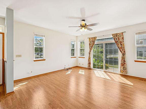2nd image of 2165 Braeburn Dr Unit A